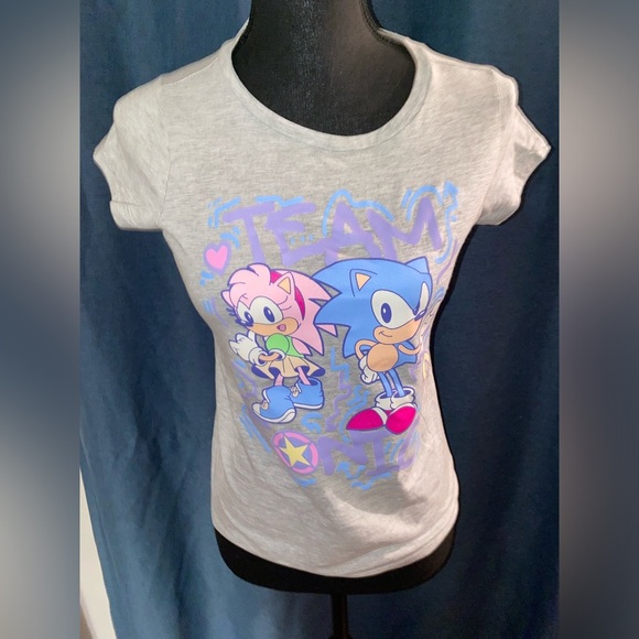 Sonic the Hedgehog Little/Big Girls Amy Rose and Sonic Youth Short Sleeve TShirt - Picture 3 of 11